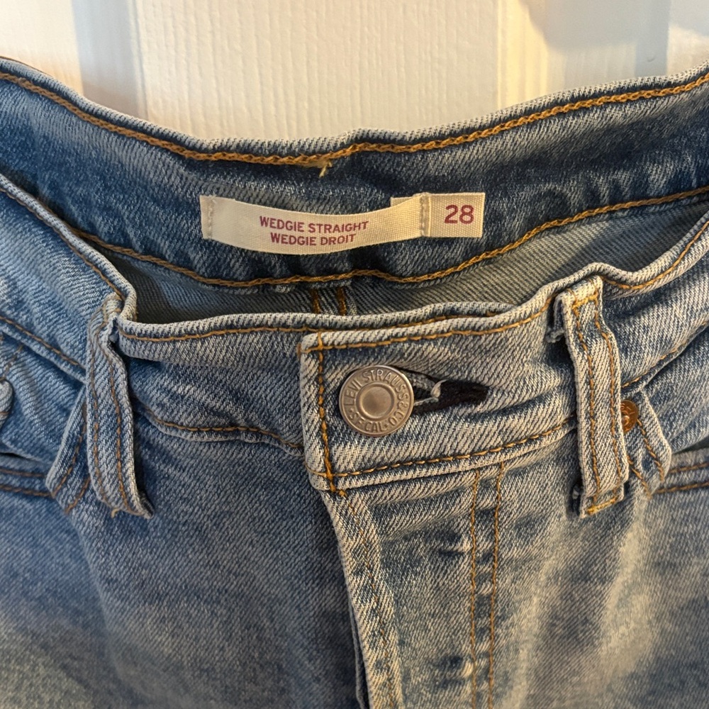 Levi's Wedgie Straight Jeans